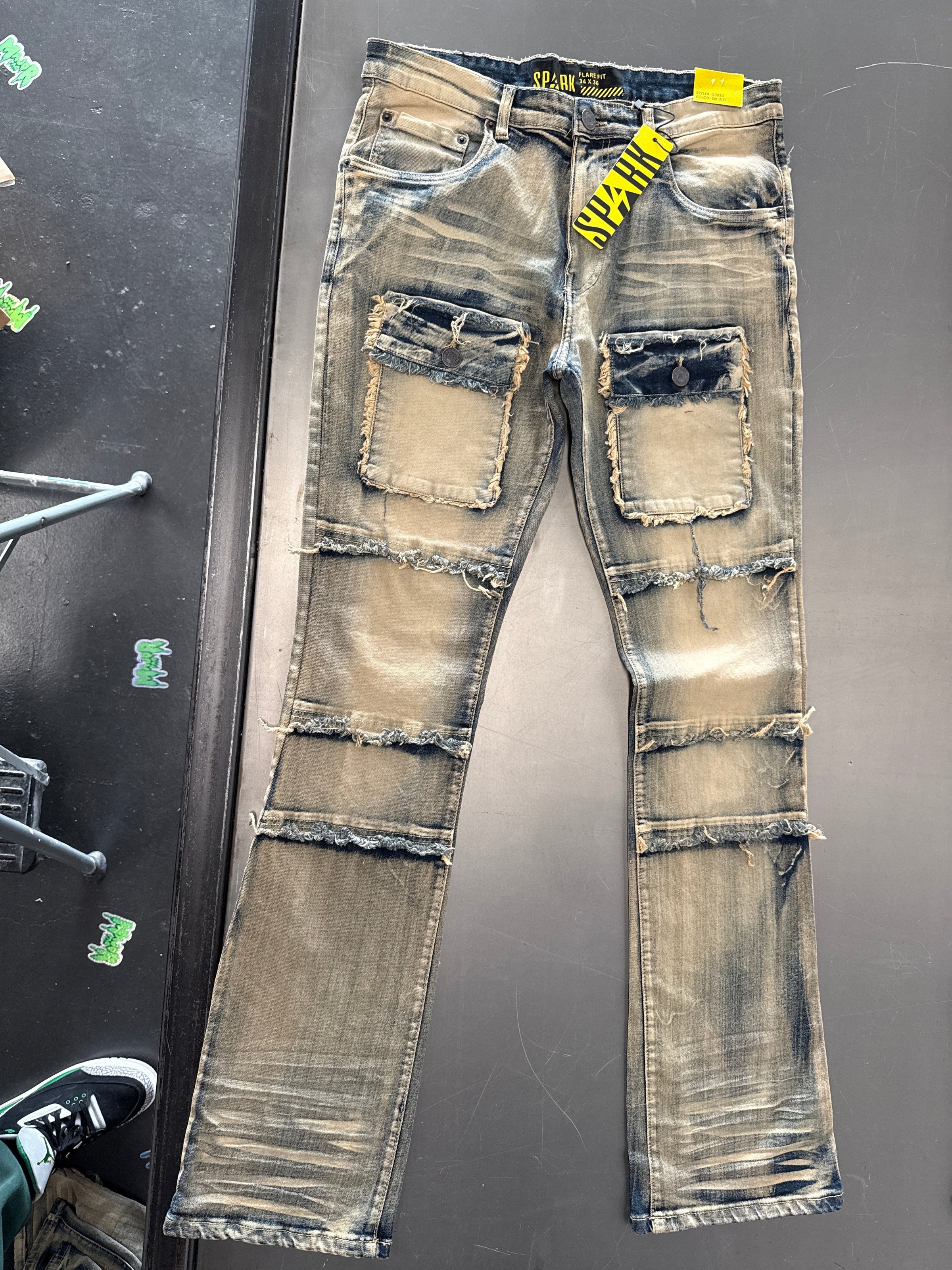 Spark Men's Flare Fit Jeans | MajorPac